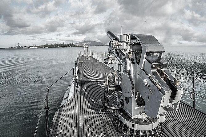Battleships of WWII at Pearl Harbor Departing from Waikiki - Key things to know before you go