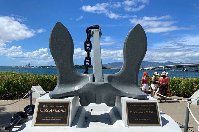Deluxe Pearl Harbor, Arizona Memorial, and Visitor Center Tour - The ride back to Waikiki (and why the timing helps)