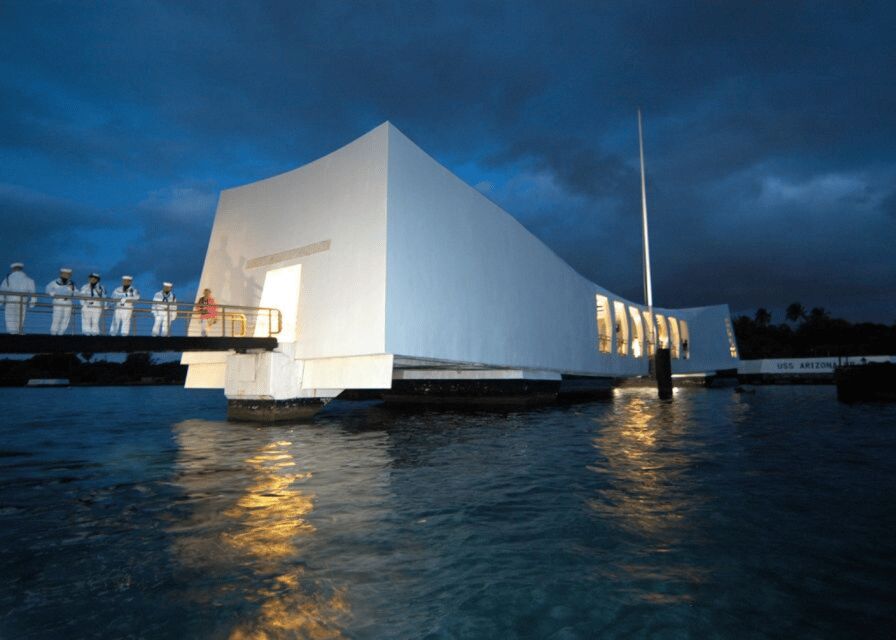 Honolulu: Pearl Harbor USS Arizona Memorial Tour - Skip-the-line entry: less waiting, more respect