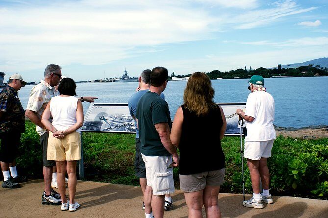 Pearl Harbor Self-Guided Multimedia and Virtual Reality Tours - Arriving: the Visitor Center rules that can make or break your day