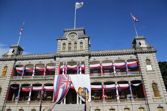Pearl Harbor with USS Arizona and Hawaiian Kingdom History Tour - Iolani Palace and Kamehameha Statue: Hawaiian Kingdom context downtown